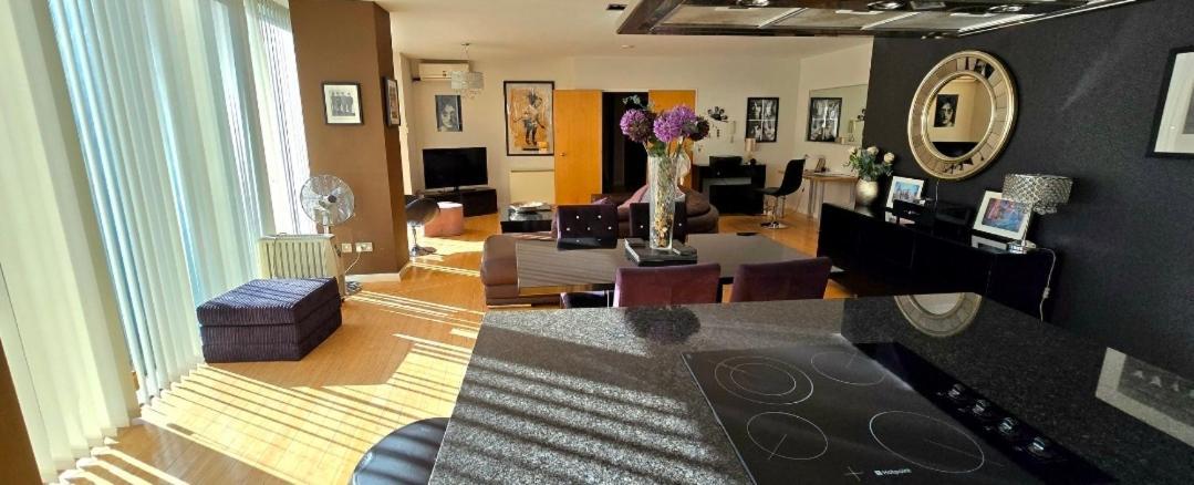 Luxury Apartment Best Location In Liverpool City Center المظهر الخارجي الصورة